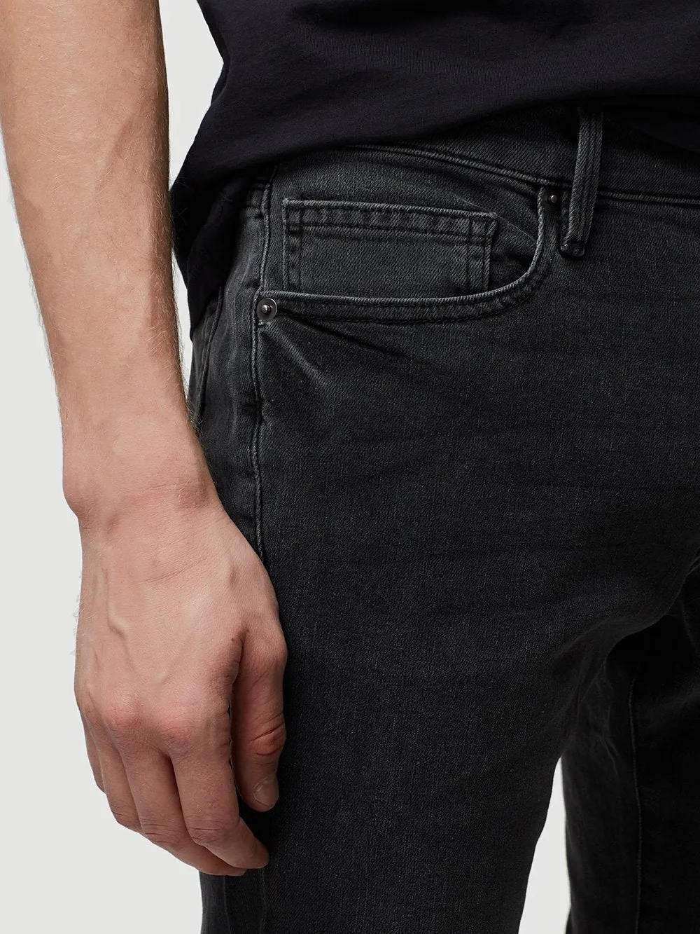 L'Homme Skinny--FADE TO GREY