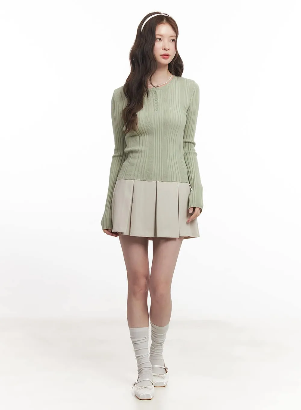 Ribbed Slim-Fit Round Neck Sweater  CA502
