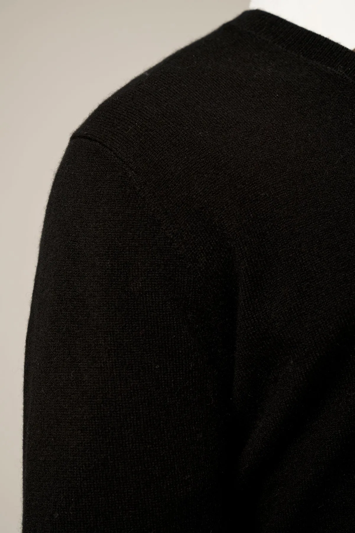 Solid V-Neck Merino-Cashmere Sweater