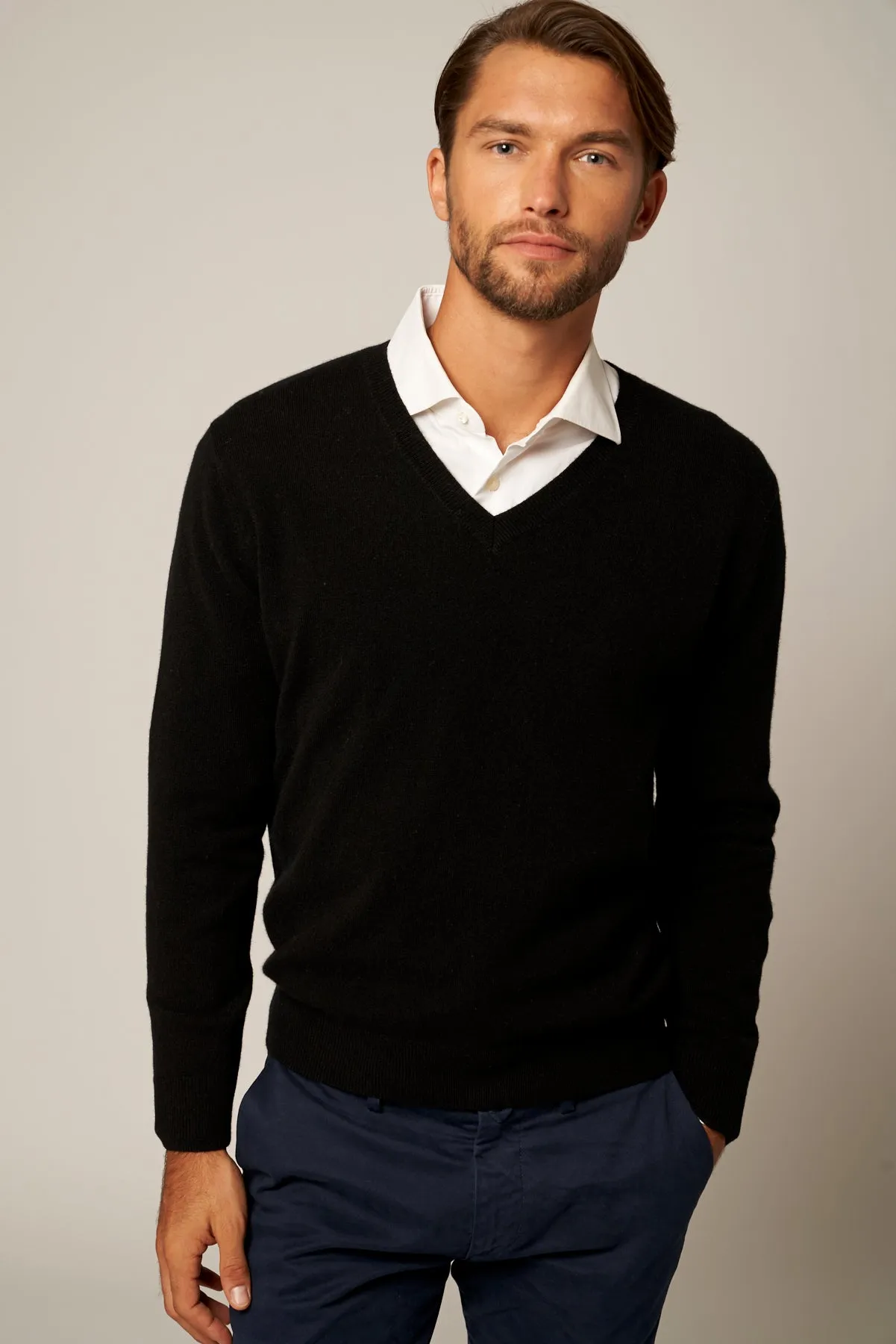 Solid V-Neck Merino-Cashmere Sweater