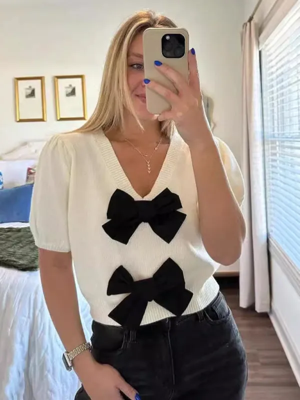 TEEK - V-Neck Short-Sleeved Double Bow Sweater